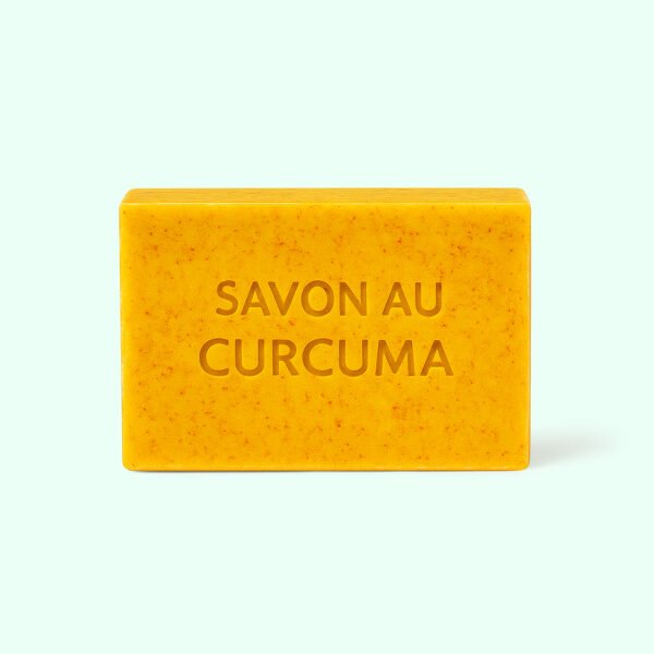 savon au curcuma est un soin naturel aux multiples bienfaits, formulé pour purifier, éclaircir et revitaliser la peau